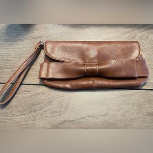 Also Wristlet